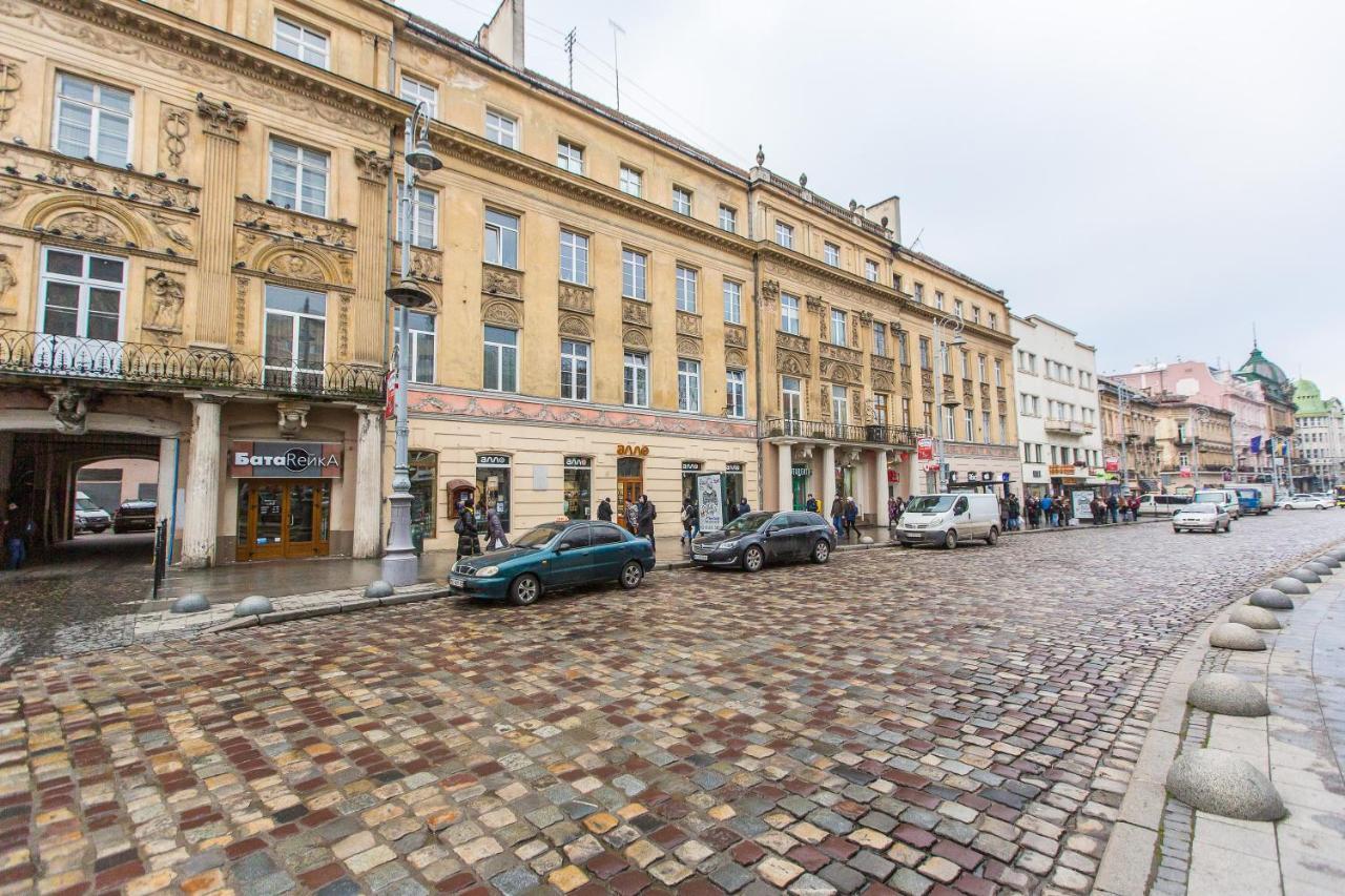 Квартира Подобово В Центрі На Вулиці Проспект Свободи 7 Lviv Exterior foto